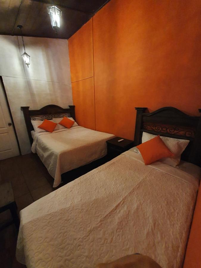 Hotel San Judas Tadeo Garden Antigua Esterno foto